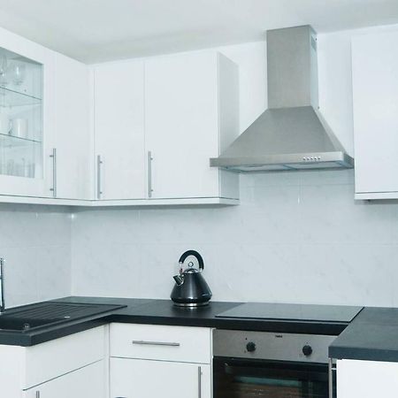 Modern Apartment In Trendy Dalston ロンドン エクステリア 写真