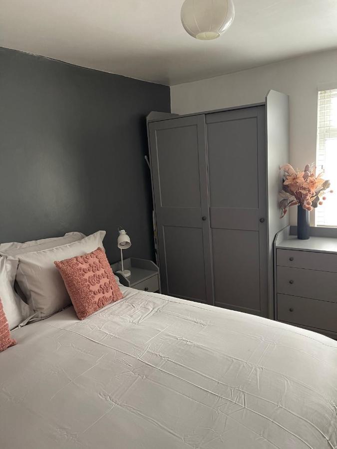 Modern Apartment In Trendy Dalston ロンドン エクステリア 写真