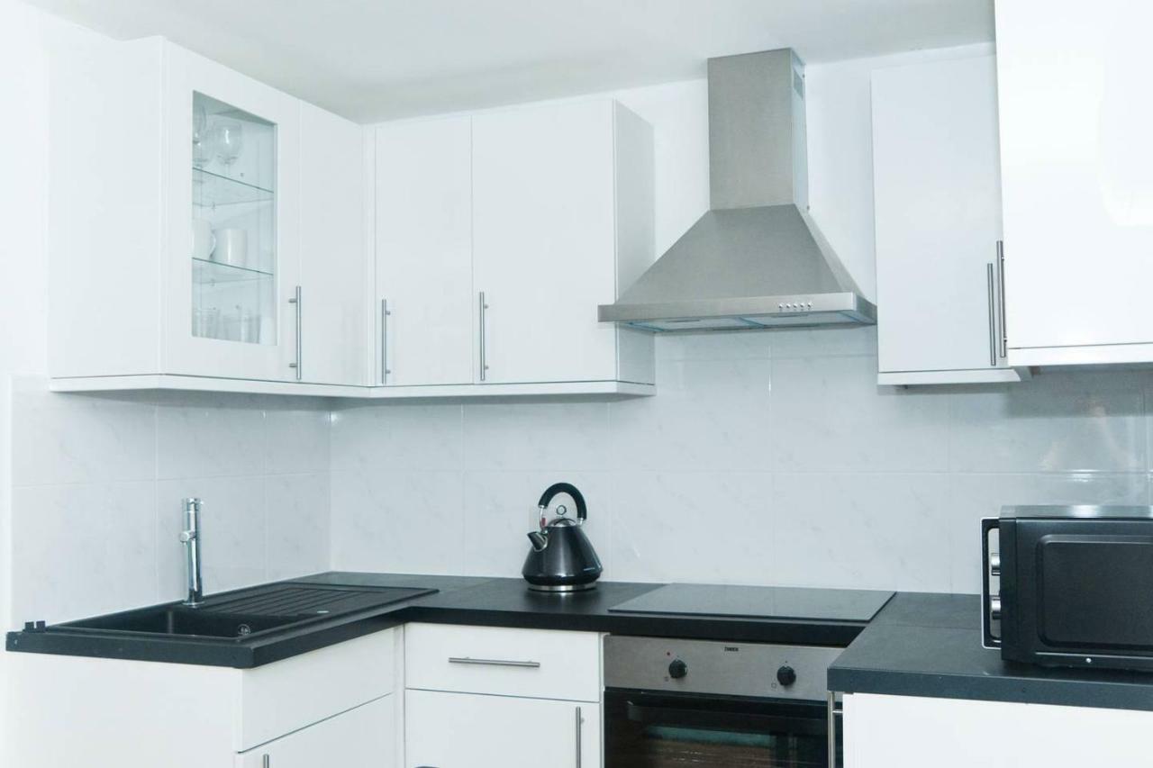 Modern Apartment In Trendy Dalston ロンドン エクステリア 写真