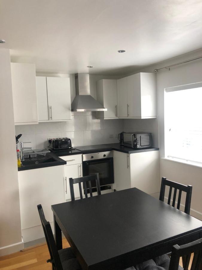 Modern Apartment In Trendy Dalston ロンドン エクステリア 写真